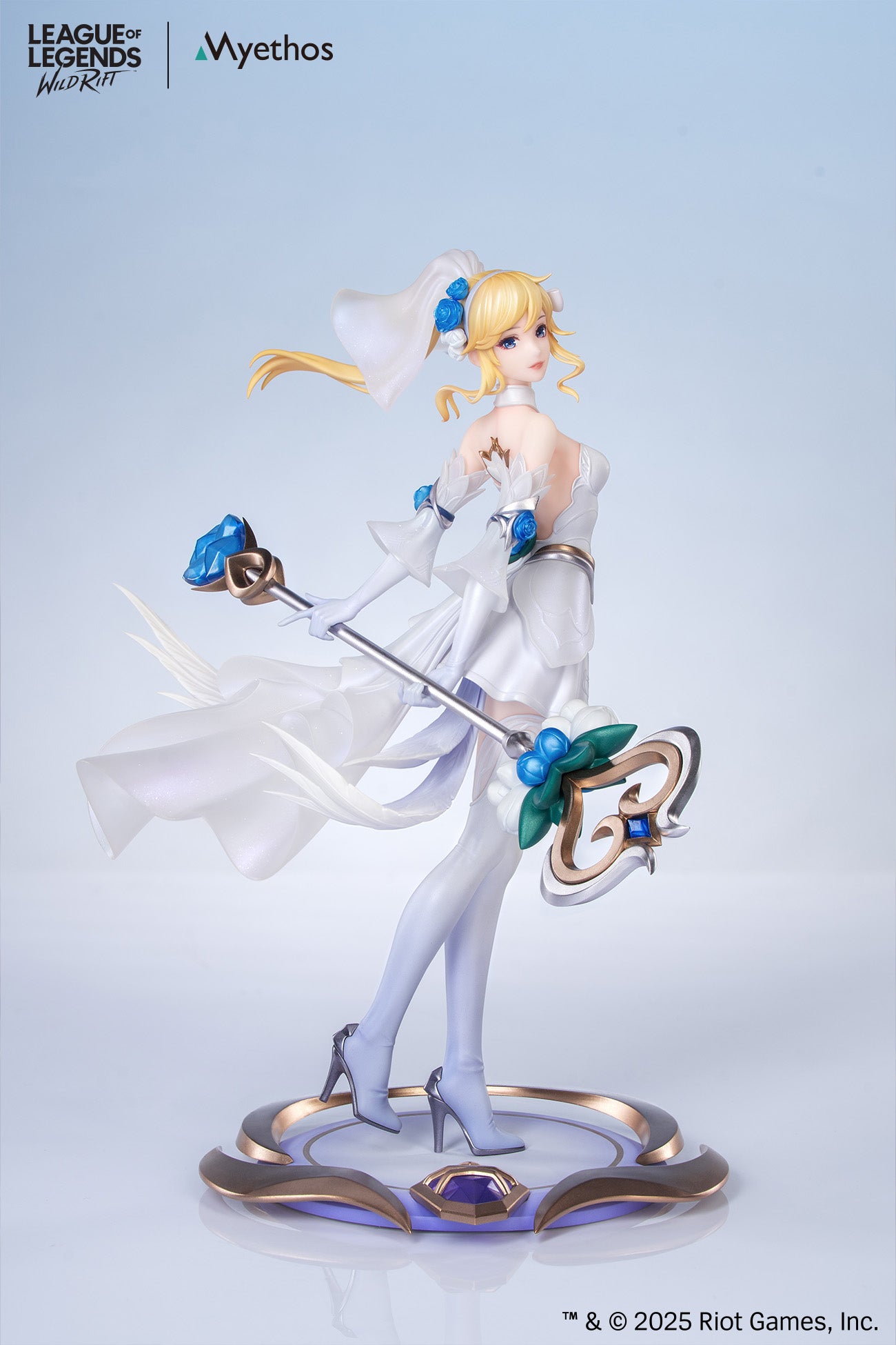Gift+ League of Legends: Wild Rift 1/8 Crystal Rose Lux 1/8 Scale Figure