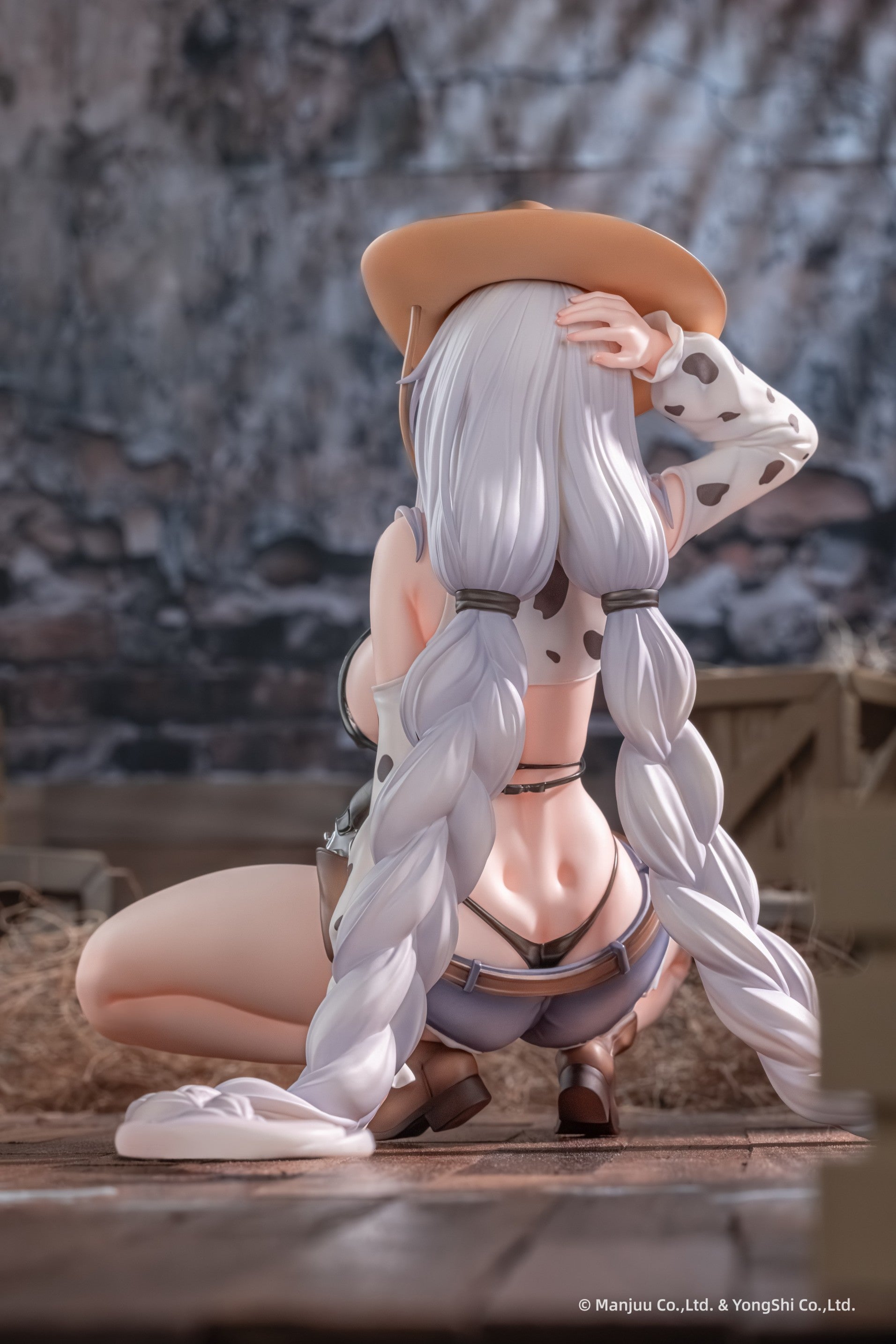 Anigame Azur Lane Fargo Dairy In The Dreary Sun Ver. 1/6 Scale Figure
