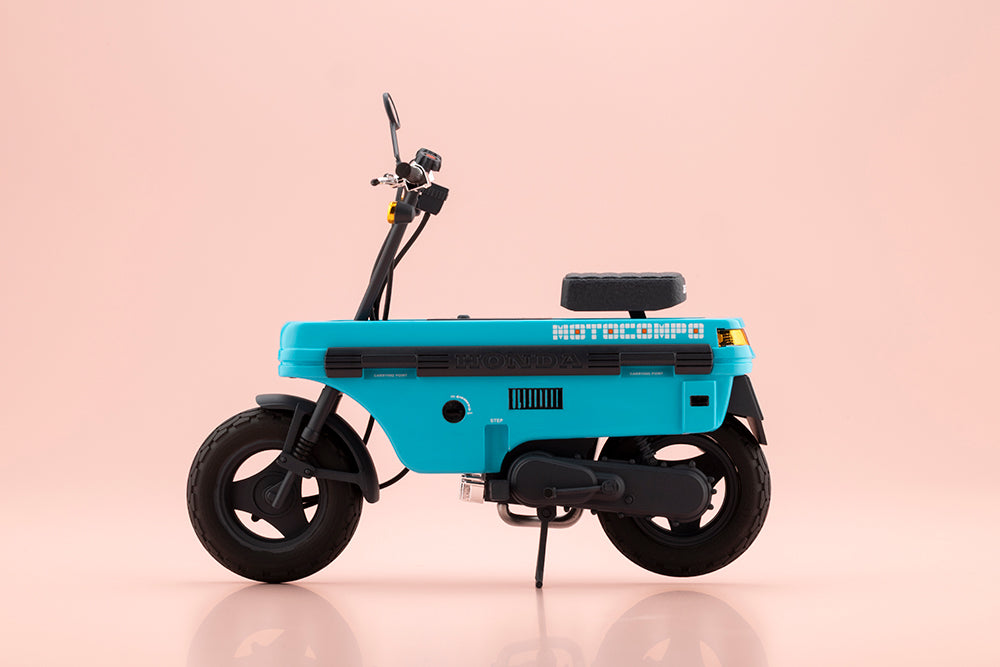 Megami Device Buster Doll Knight Alice with Honda AB12 Motocompo 1/12 Scale Figure