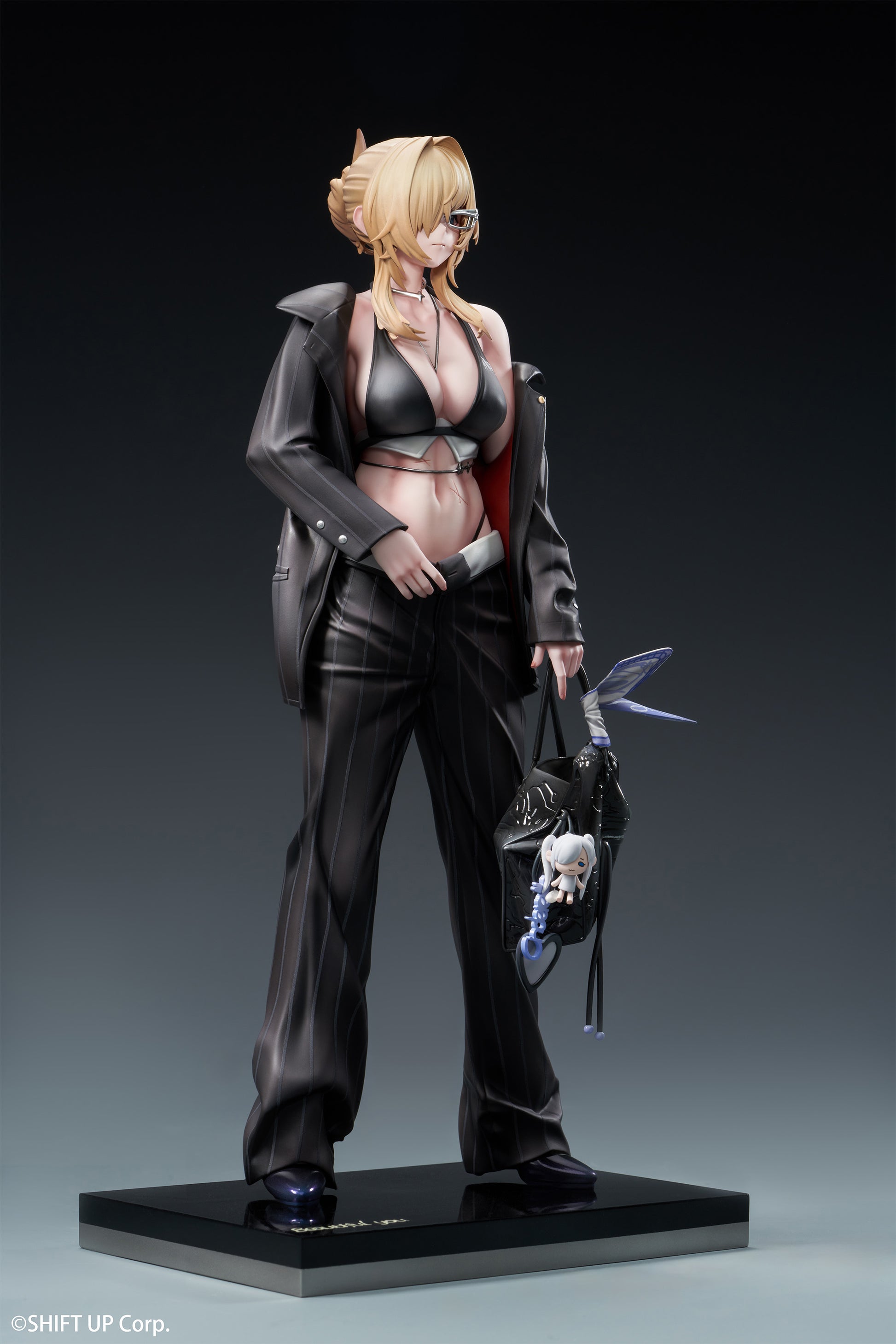 Hobbysakura "Goddess Of Victory: Nikke" Grave: Beautiful You 1/7 Scale Figure Deluxe Edition