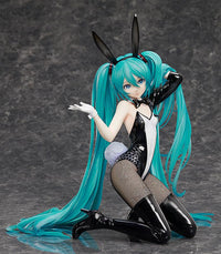 Hatsune Miku: Bunny Ver. / Art By Sanmuyyb 1/4 Scale Figure