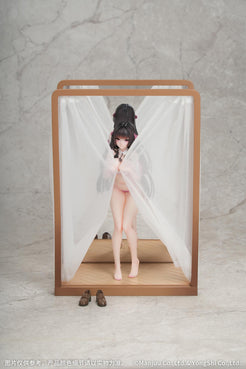 Gift+ Trinidad: Trapper in the Changing Room Ver. 1/8 Scale Figure 1/8 Azur Lane Myethos