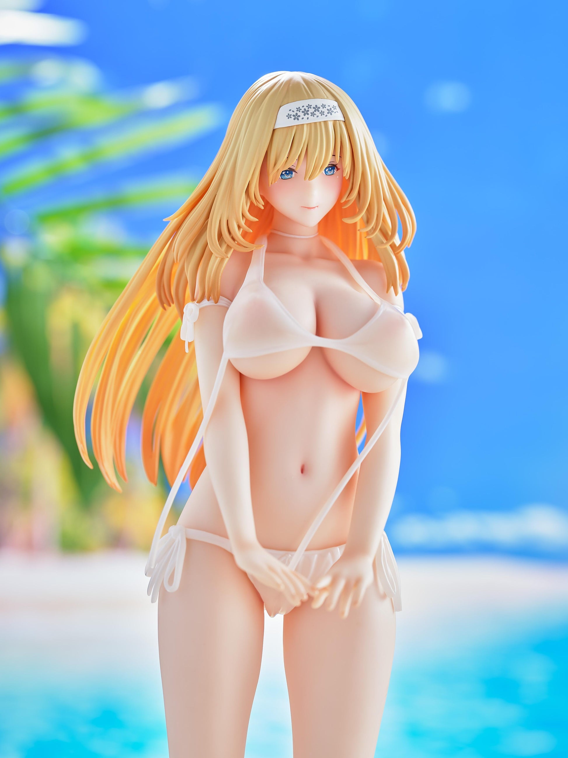 Toshi Tsutakaze Original Model Tomoe Sakura Swimsuit Blonde Ver. Wholesome Ver. 1/5 Scale Figure | Daiki Kougyo