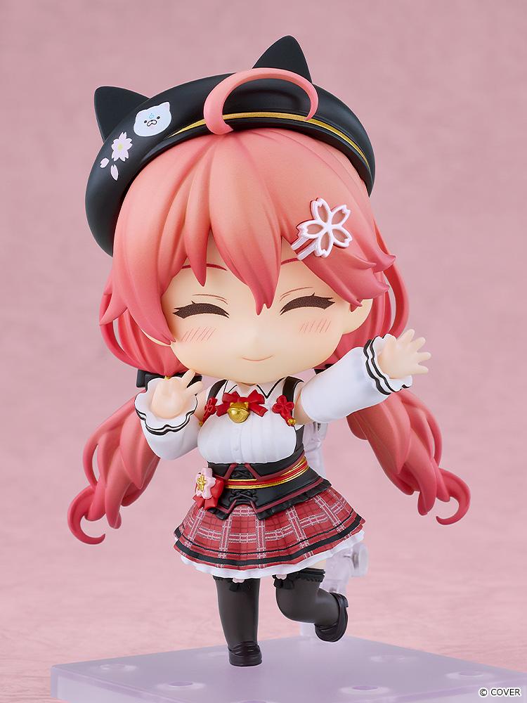 Nendoroid Sakura Miko: Casual Outfit Ver.