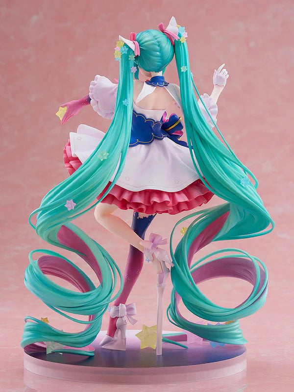 Creators Collection Figure Hatsune Miku: Rosuuri Ver. 1/7 Scale Figure