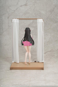 Gift+ Trinidad: Trapper In The Changing Room Ver. 1/8 Scale Figure