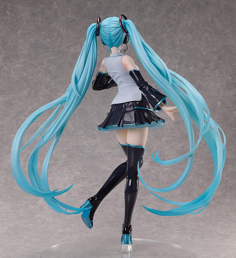 Hatsune Miku V4 Chinese 1/3 Scale Figure