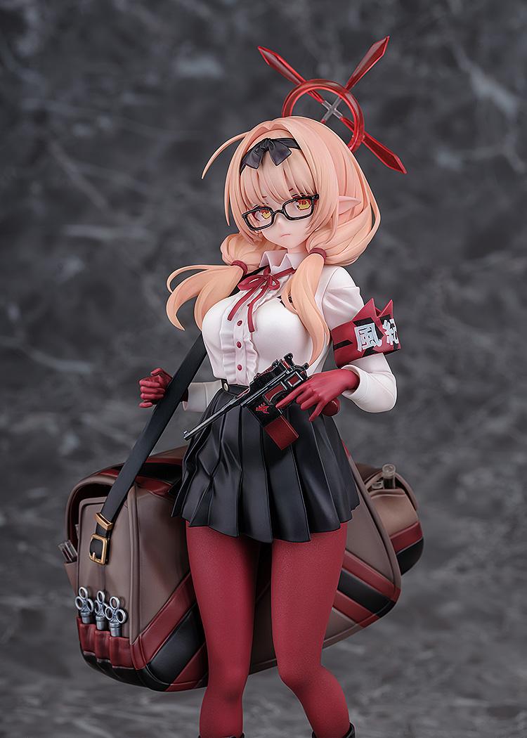 1/7 Chinatsu (Blue Archive) 1/7 Scale Figure
