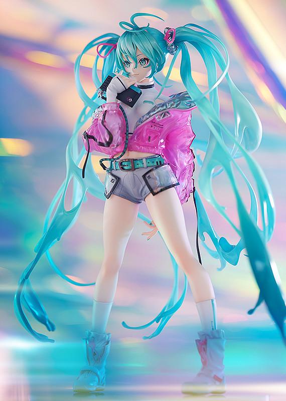 Hatsune Miku With Solwa 1/7 Scale Figure