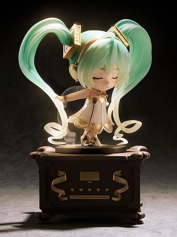 Character Vocal Series 01: Hatsune Miku Nendoroid Hatsune Miku: Symphony 5th Anniversary Ver.
