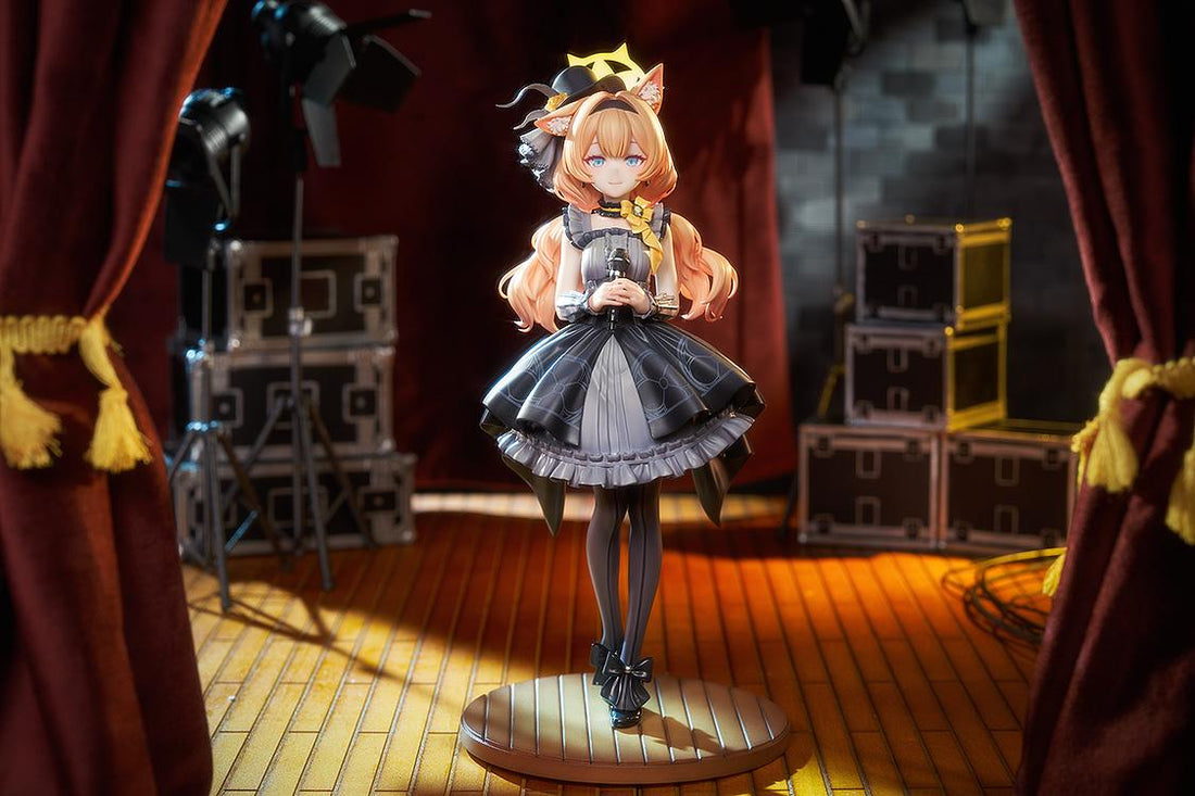 Mari (Idol): Memorial Lobby Ver. 1/7 Scale Figure