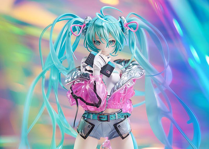 Hatsune Miku With Solwa 1/7 Scale Figure