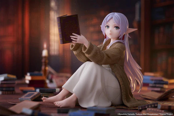 Frieren: Beyond Journey's End Desktop Cute Figure - Frieren (Roomwear Ver.)