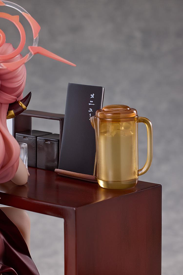 Aru (dress): Memorial Lobby Ver. 1/7 Scale Figure Blue Archive | Solarain