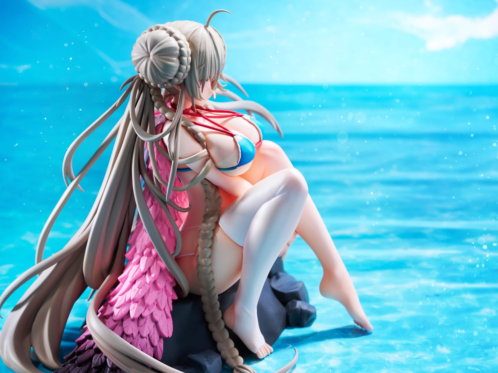 Azur Lane Formidable Royal Lady Sea Ver. 1/7 Scale Figure