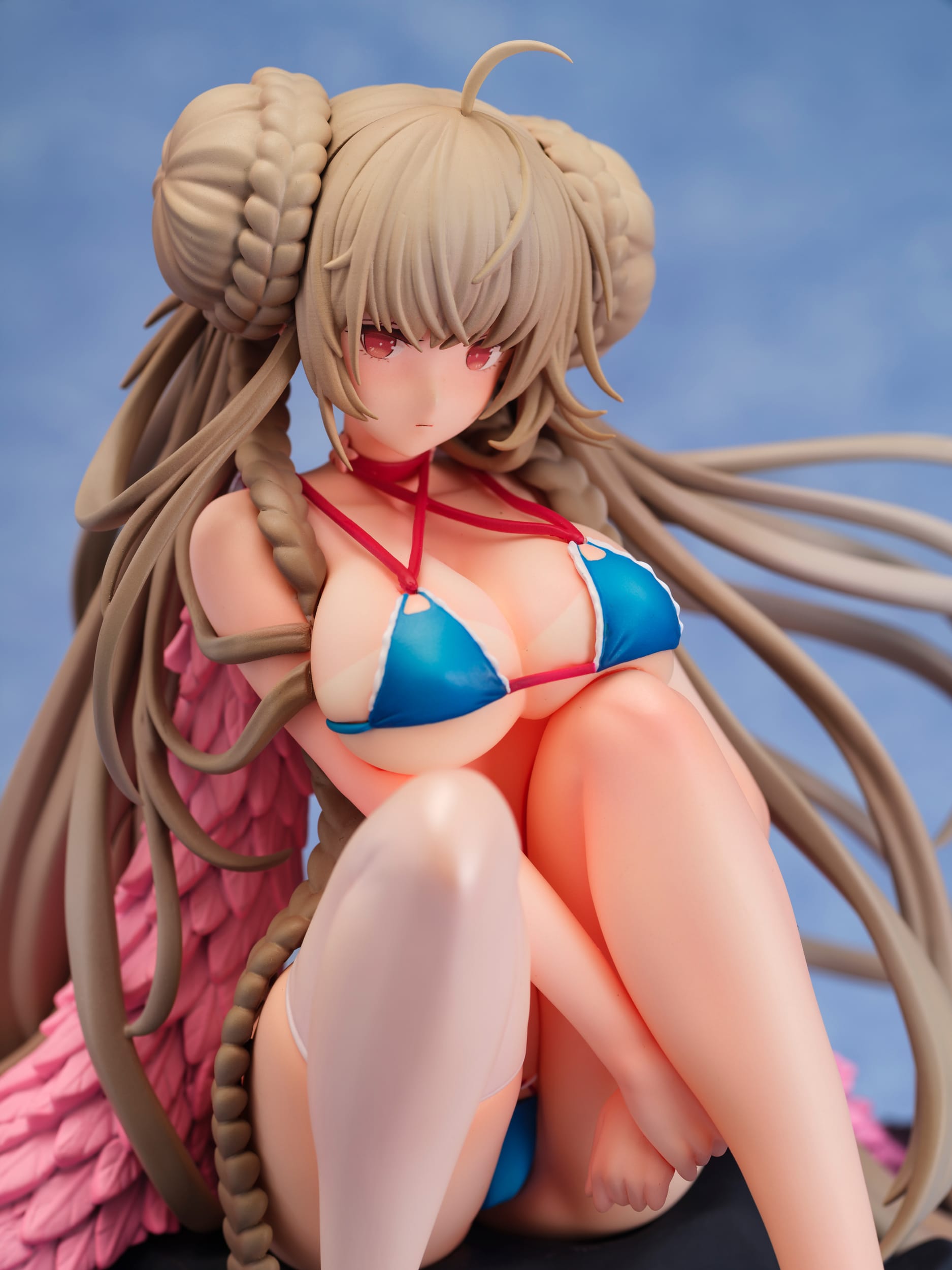 Azur Lane Formidable Royal Lady Sea Ver. 1/7 Scale Figure
