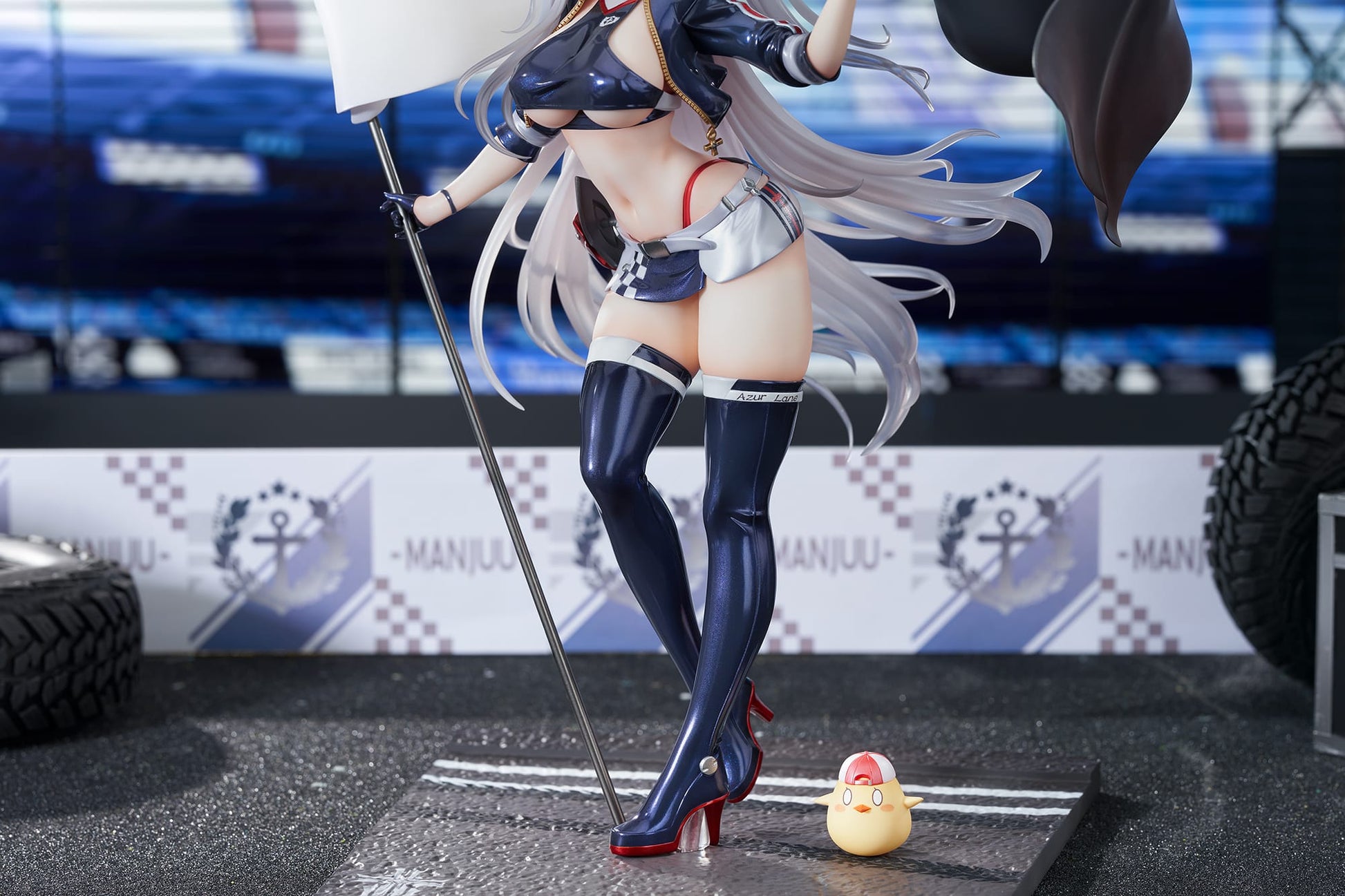 Azur Lane Prinz Eugen Final Lap Ver. 1/7 Scale Figure