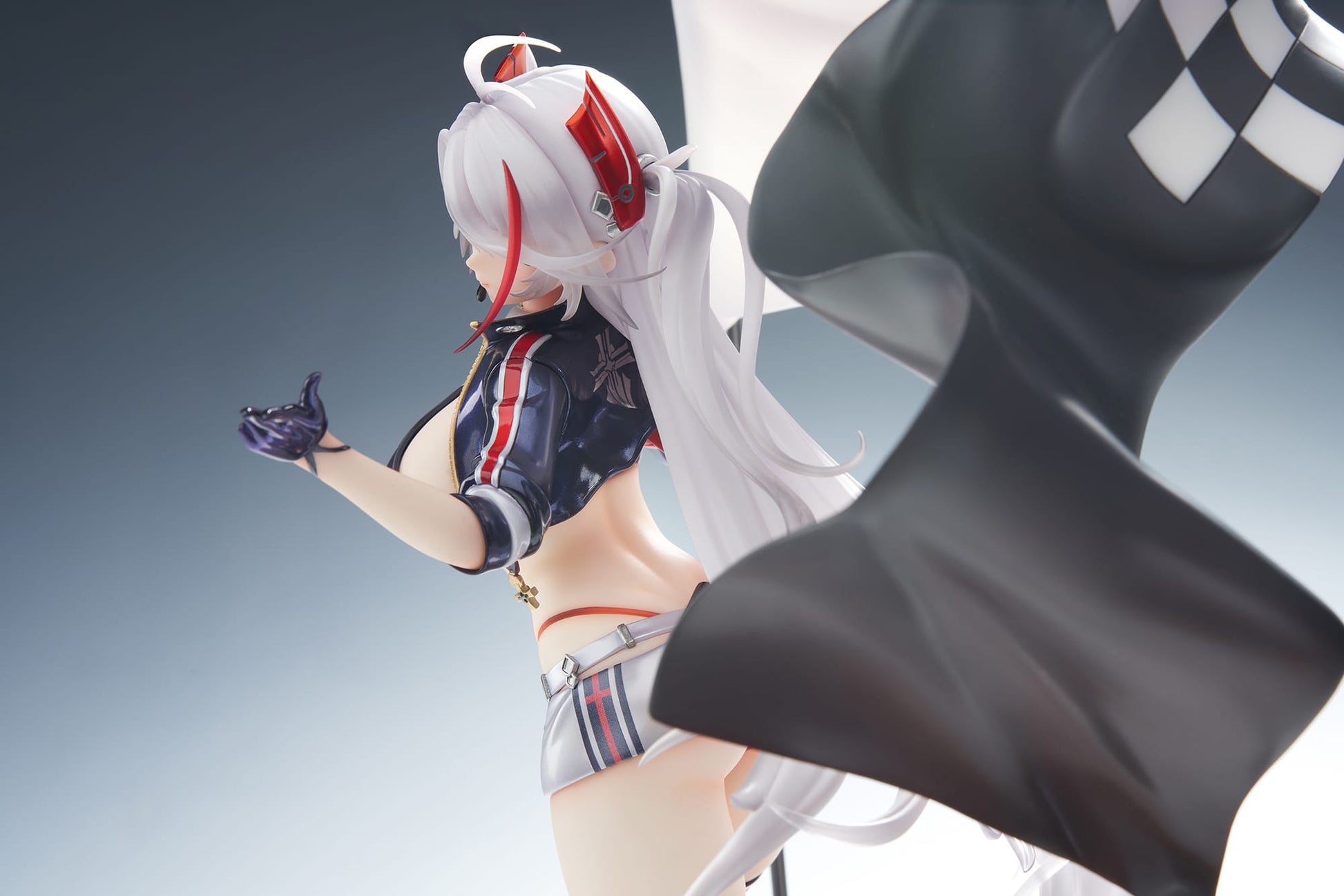Azur Lane Prinz Eugen Final Lap Ver. 1/7 Scale Figure