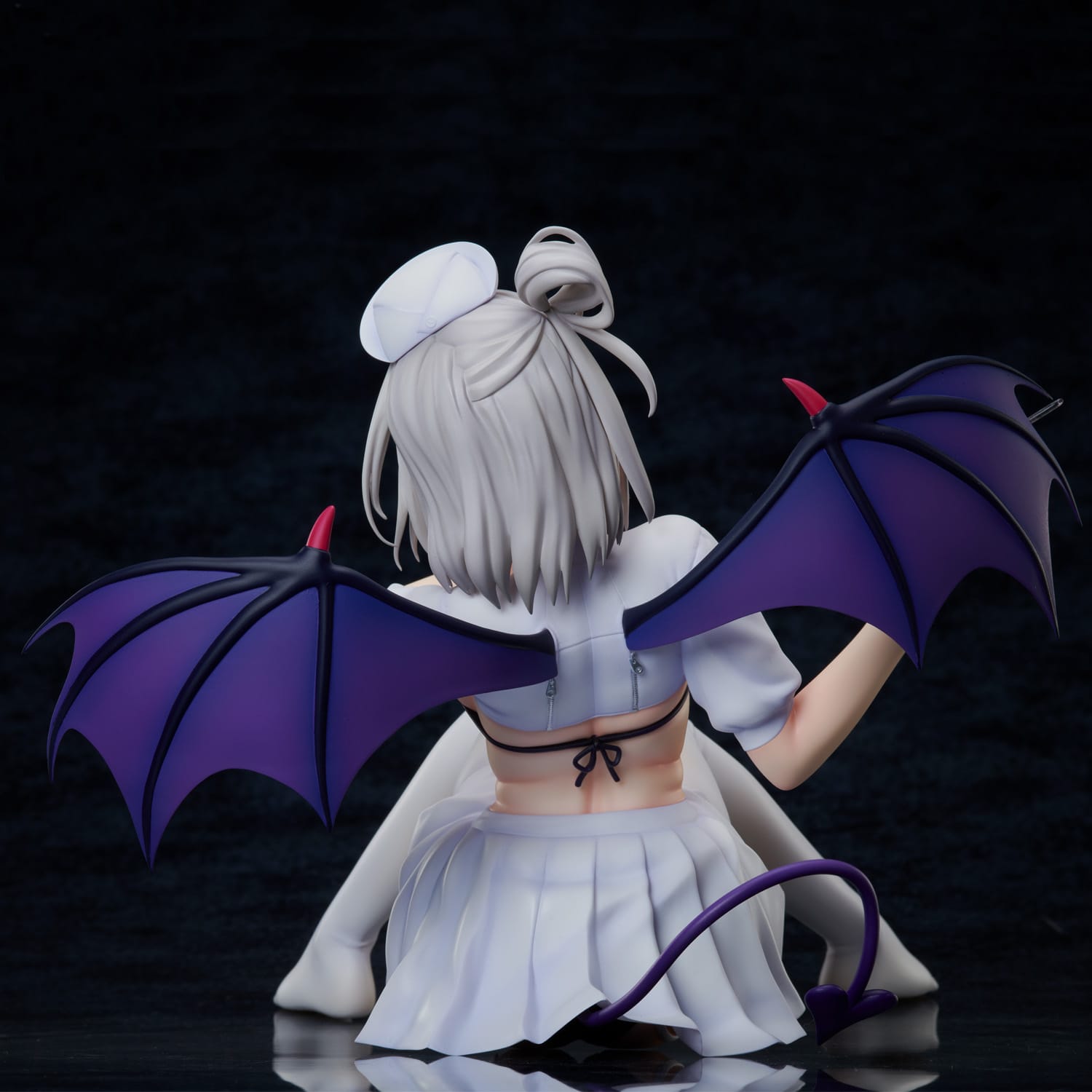 B-style Azur Lane Manchester: Midnight Devil in White 1/4 Scale Figure