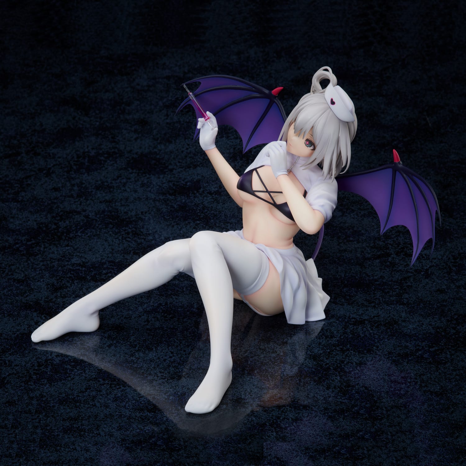 B-style Azur Lane Manchester: Midnight Devil in White 1/4 Scale Figure