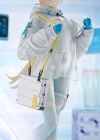 DR. 1/7 Scale Figure