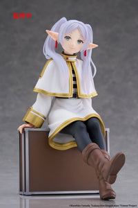 Frieren: Beyond Journey's End Desktop Cute Figure - Frieren (Trunk Case Ver.)