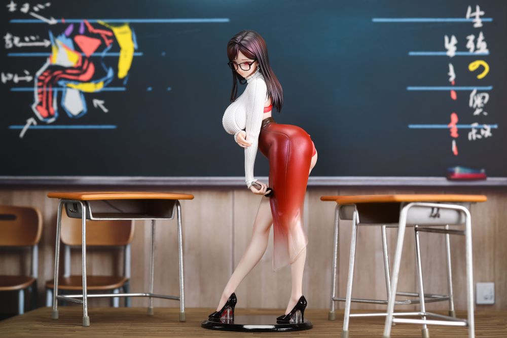 Homeroom Teacher EX Edition Non-Haired Ver 1/6 Scale Figure