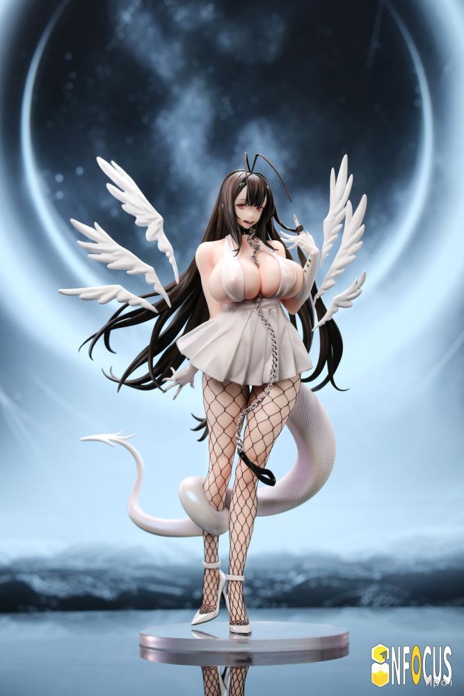 Dorothy 1/6 Scale Figure