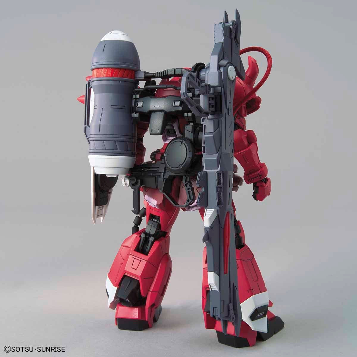 MG 1/100 Gunner ZAKU Warrior (Lunamaria Hawke Custom)