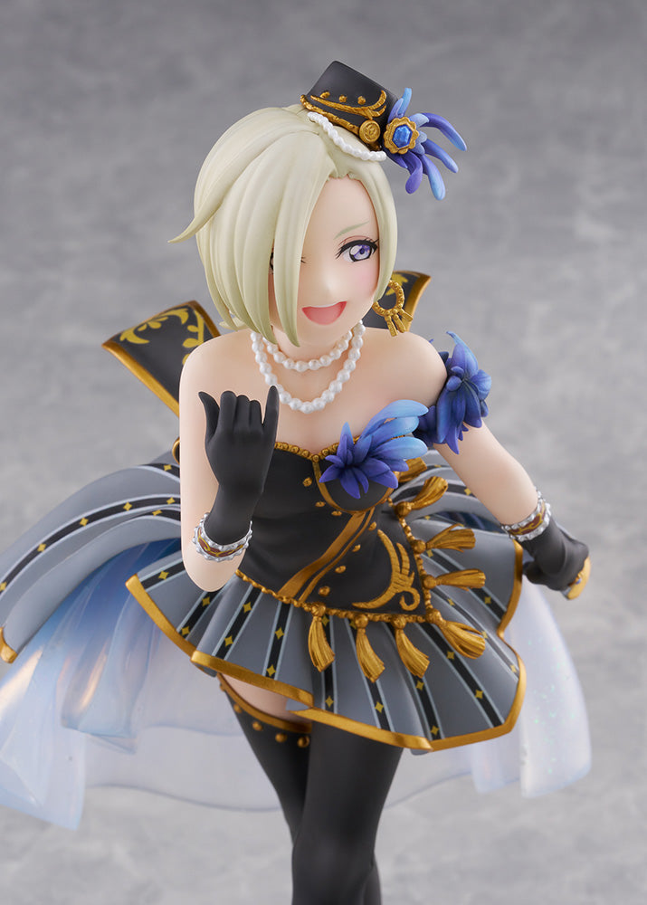 MIA TAYLOR 1/7 Scale Figure