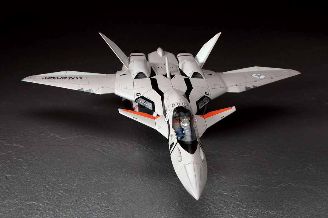 Macross Plus 1/72 VF-11B Thunderbolt