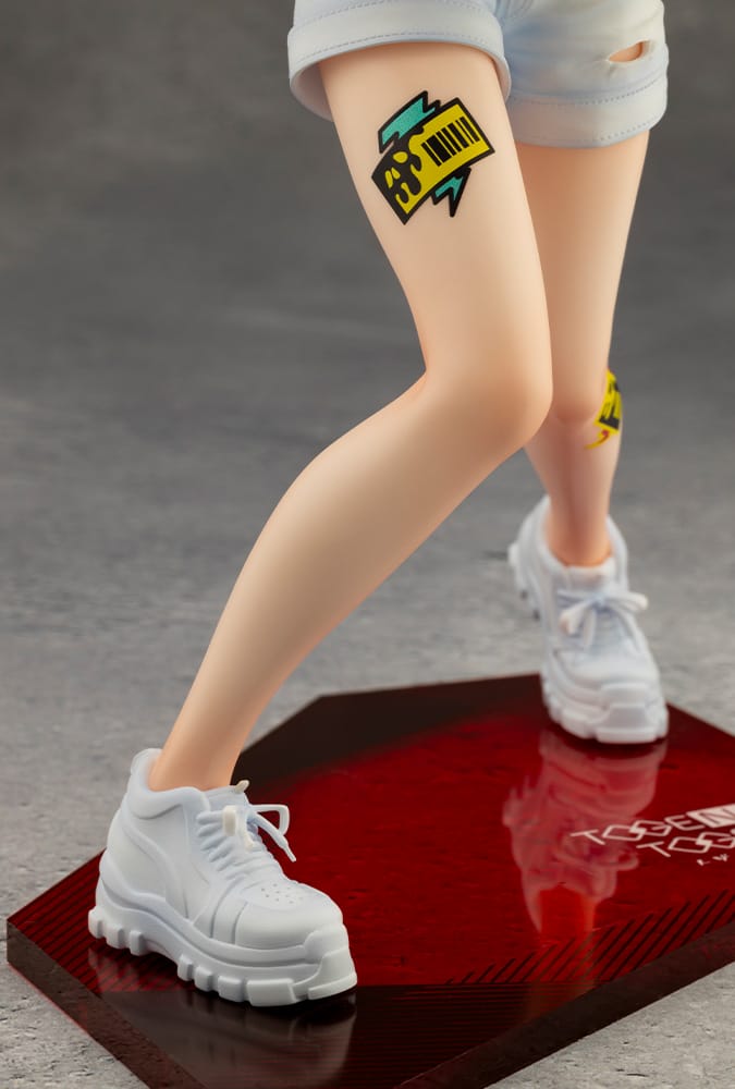 Nina Iseri 1/7 Scale Figure