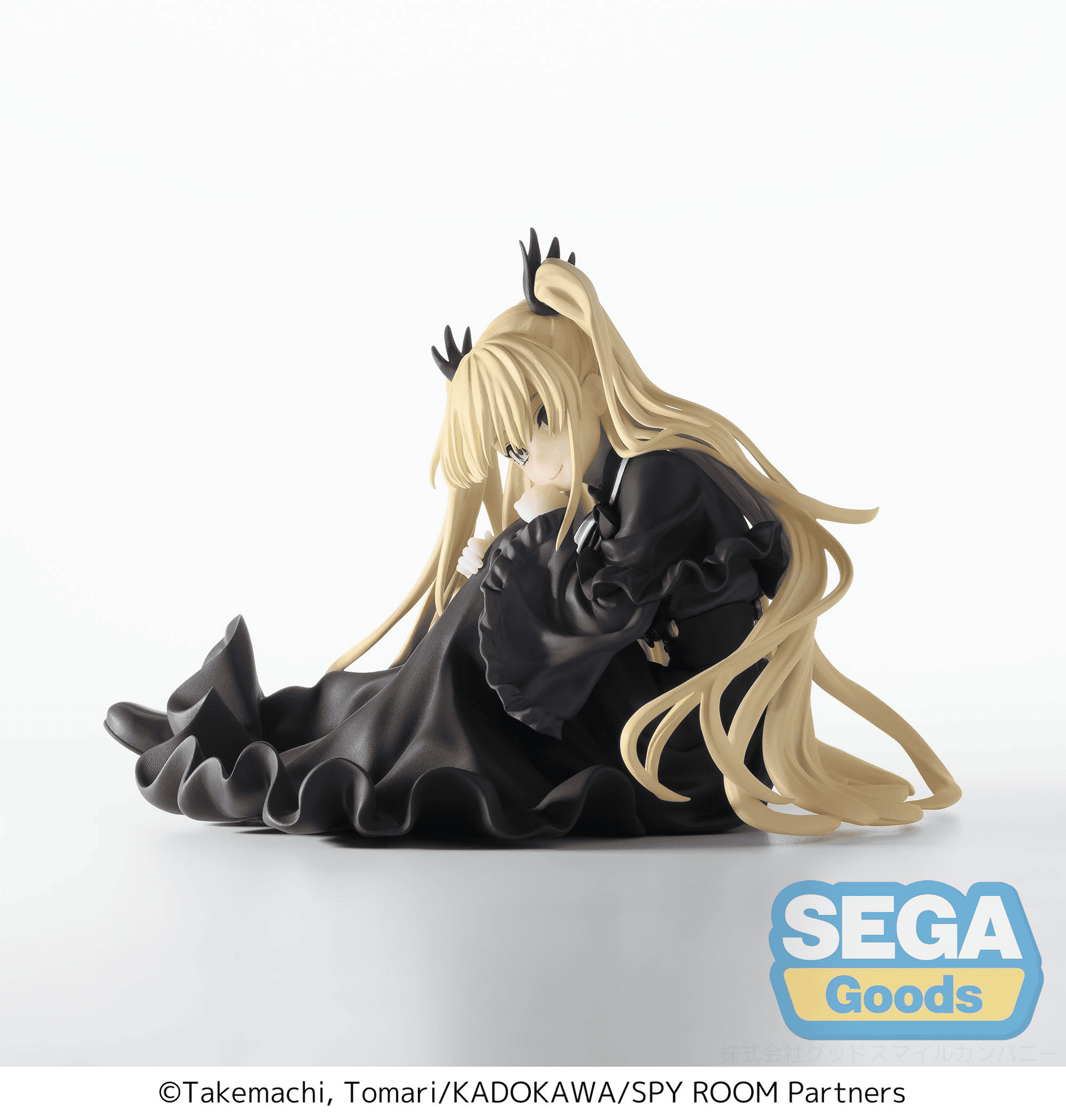 SPY ROOM PM Perching Figure Erna