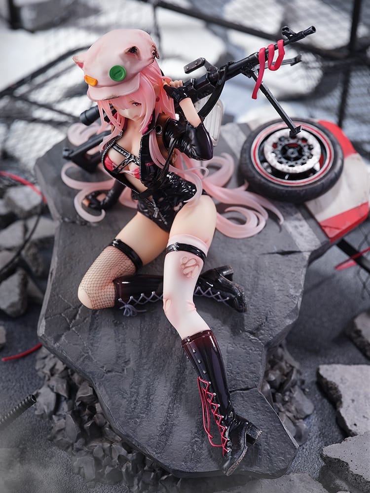 UKM-2000 with lightning speed -Heavy Damage Ver.- 1/7 Scale Figure - eStream - Glacier Hobbies