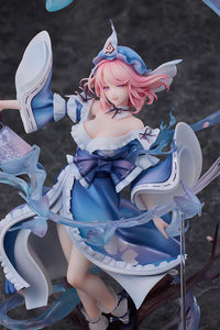 Yuyuko Saigyouji: Natural-Born Ghost Ver 1/7 Scale Figure