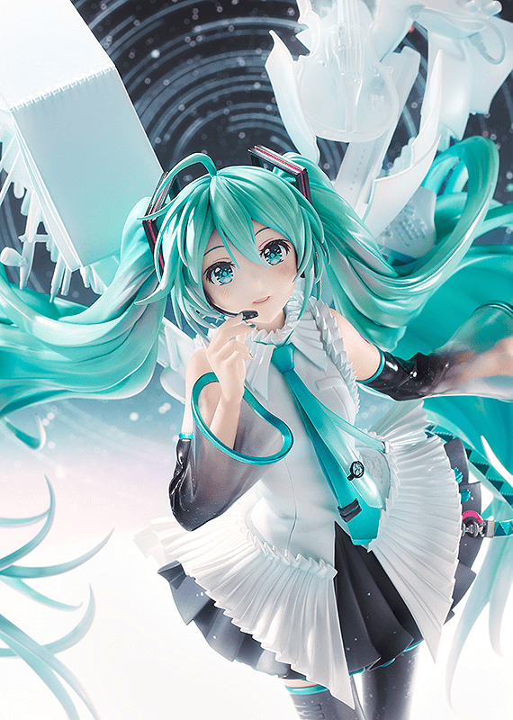 Hatsune Miku: Happy 16th Birthday Ver. 1/7 Scale Figure