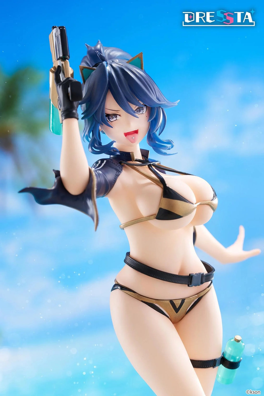 kson DRESSTA Statue Figure