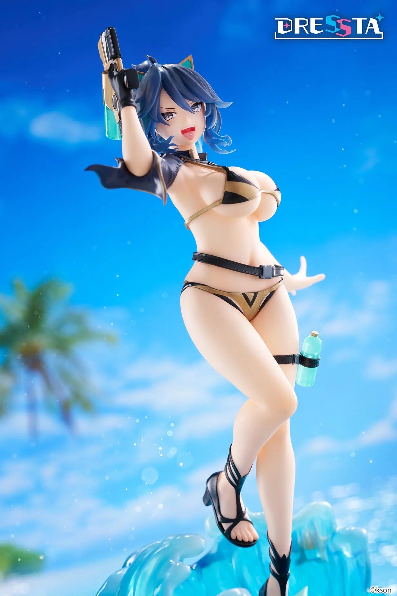 kson DRESSTA Statue Figure
