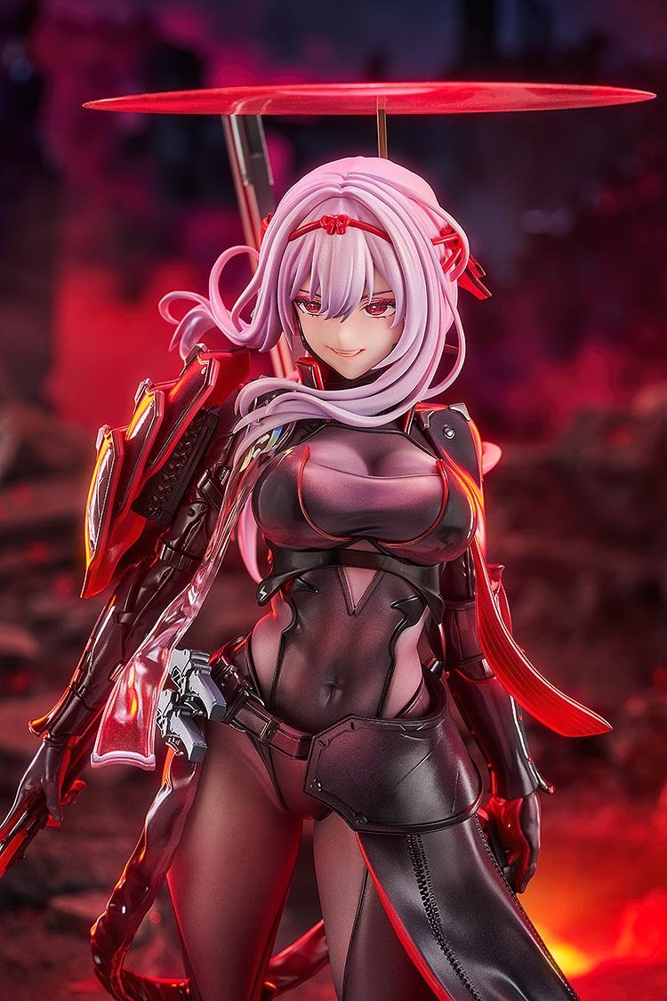 GODDESS OF VICTORY: NIKKE Scarlet: Black Shadow 1/7 scale figure
