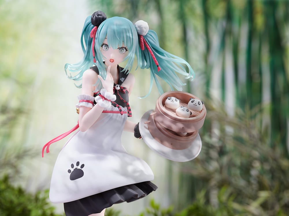 Miku Panda Bun Non-Scale Figure