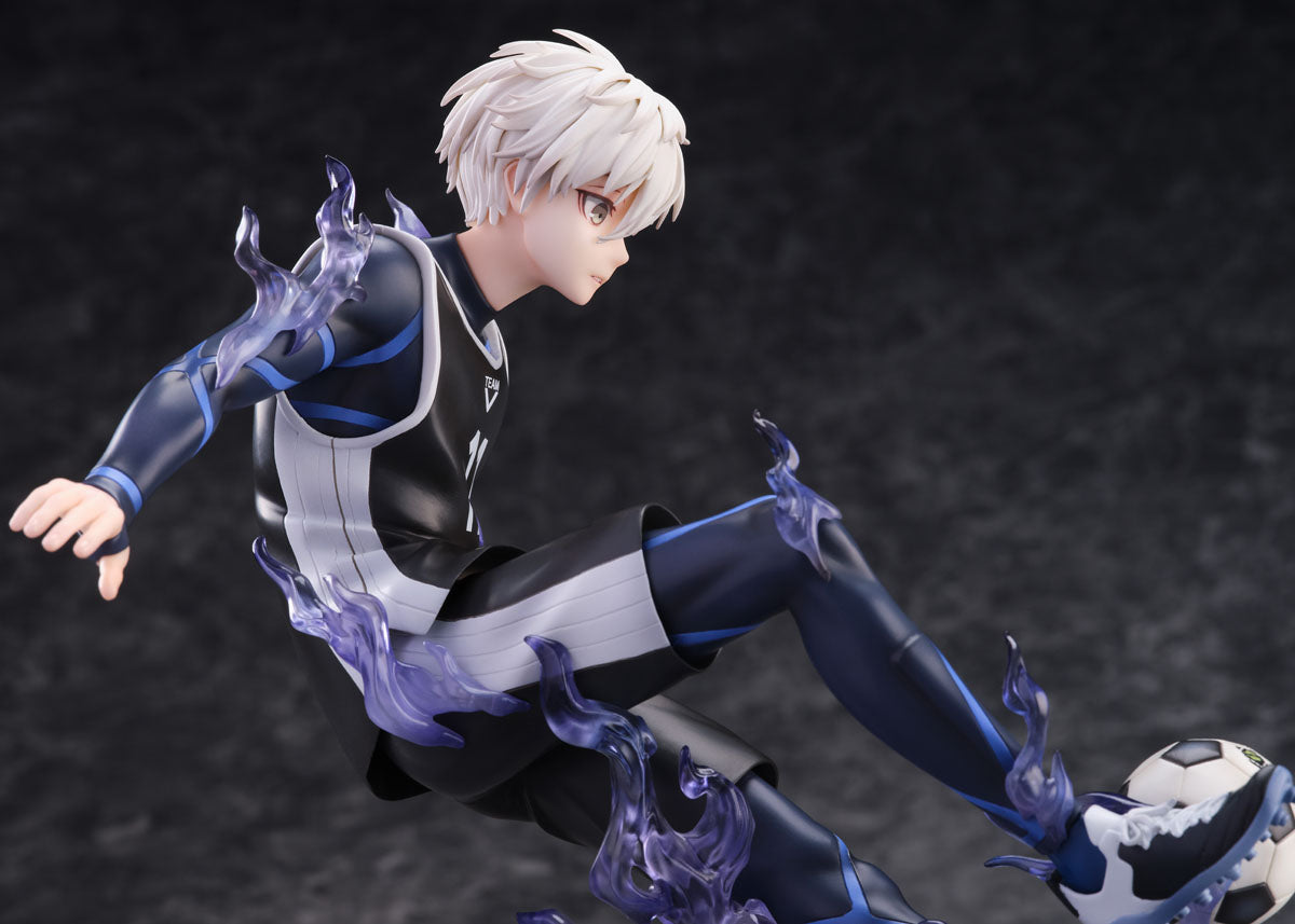 Nagi Seishiro 1/7 Scale Figure - Glacier Hobbies - FuRyu Corporation
