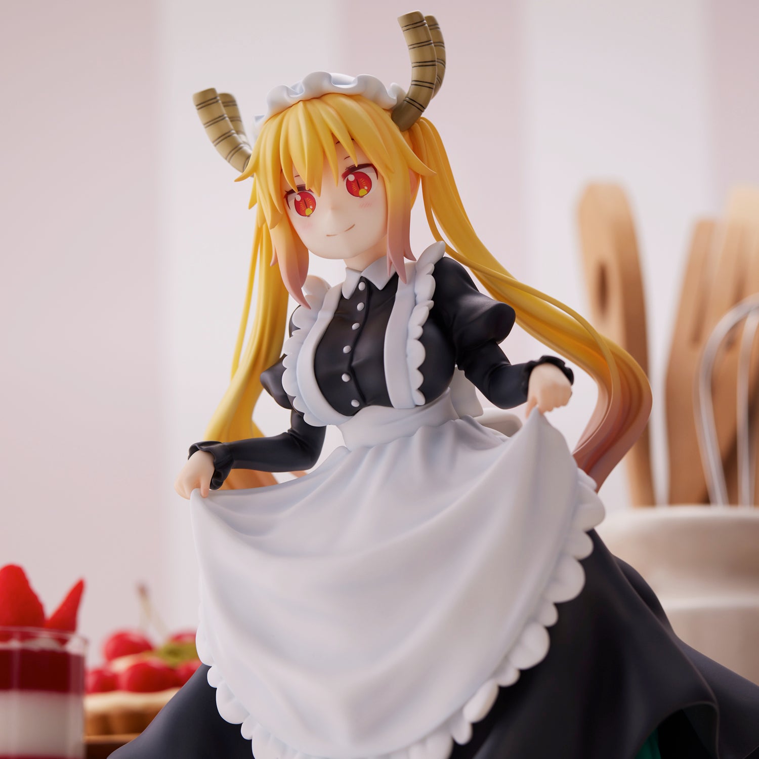 Miss Kobayashi's Dragon Maid S - Tohru Complete Figure - Glacier Hobbies - Union Creative