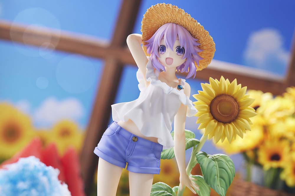 Hyperdimension Neptunia Neptunia summer vacation ver. 1/7 Scale Figure - Glacier Hobbies - Broccoli