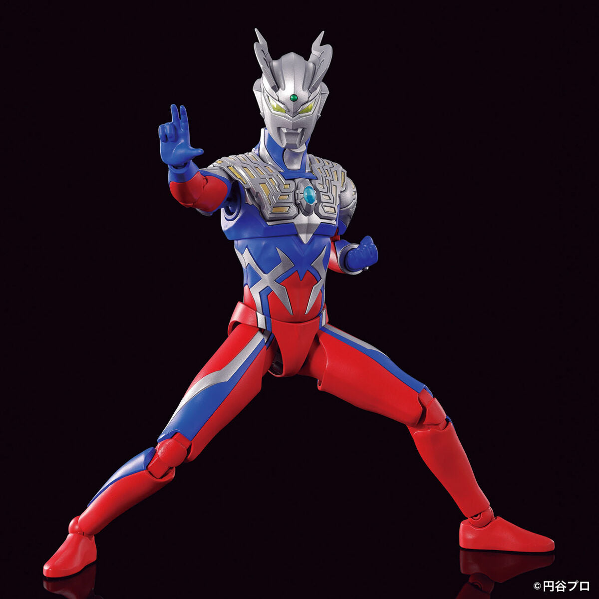 Ultraman Zero Figure-rise Standard - Glacier Hobbies - Bandai