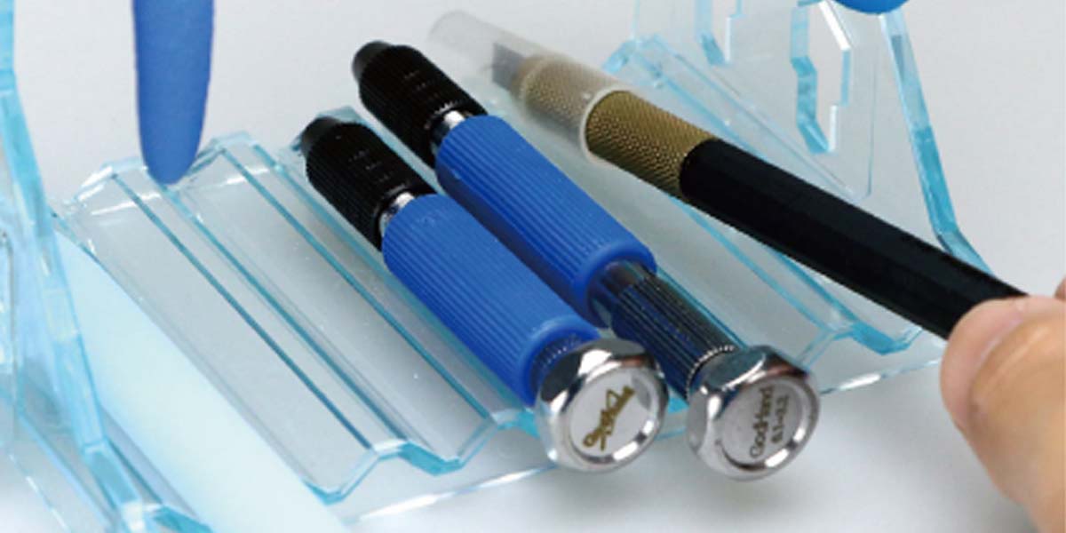 Godhand Nippers Stand - Glacier Hobbies - GodHand