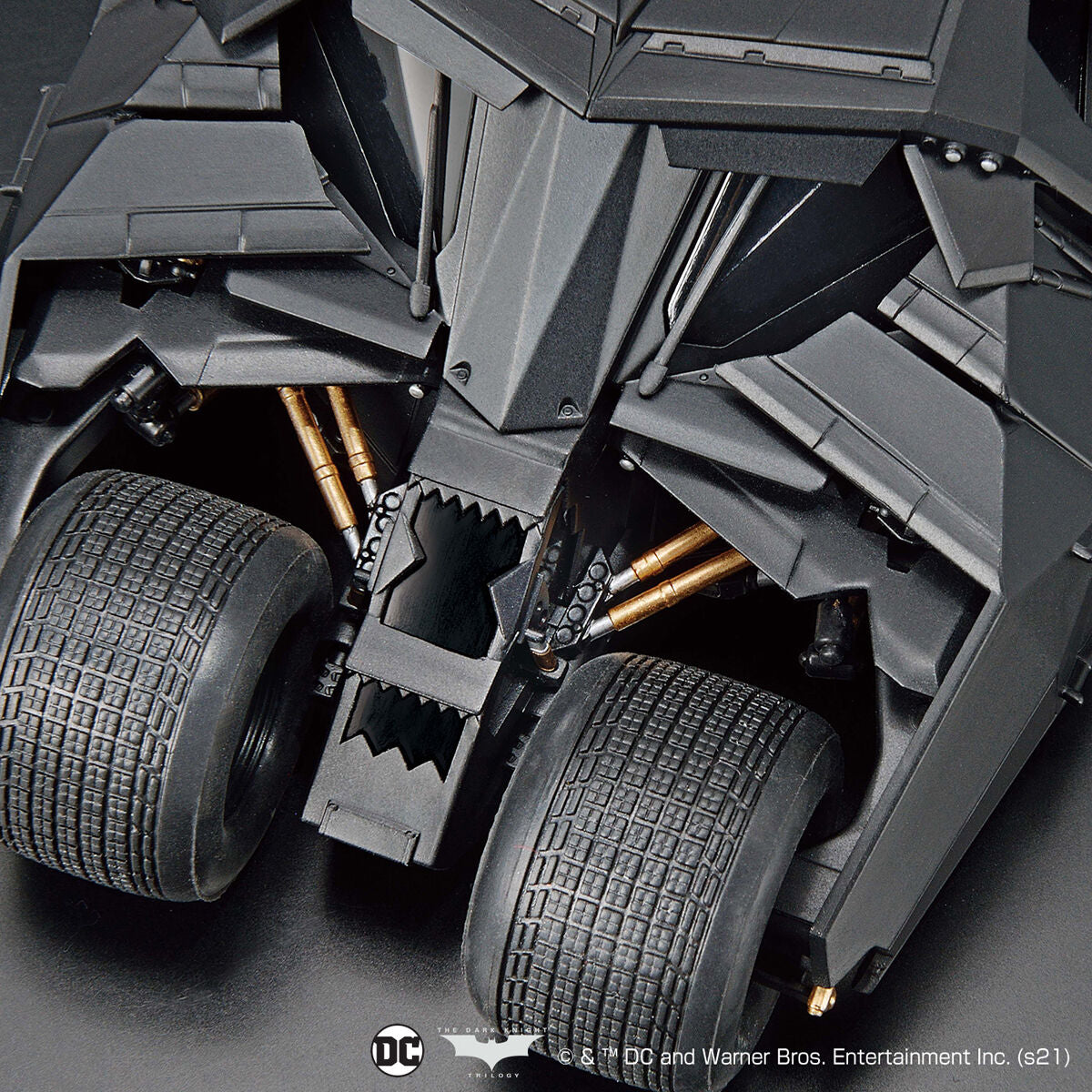 Batman 1/35 Scale Batmobile (Batman Begins Ver.) Model Kit - Glacier Hobbies - Bandai