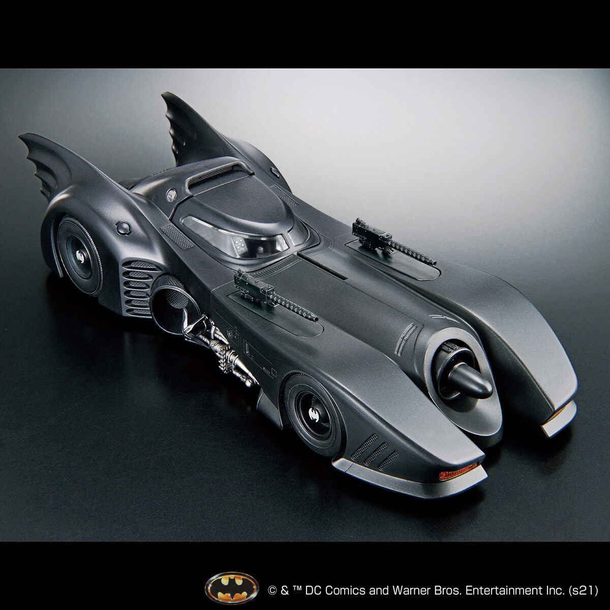 Batman 1/35 Scale Batmobile (Batman Ver.) Model Kit - Glacier Hobbies - Bandai