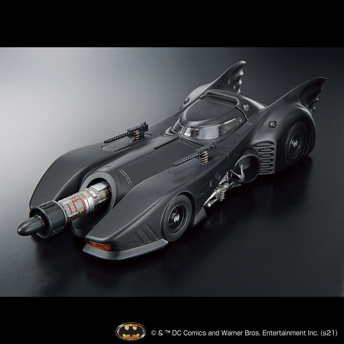 Batman 1/35 Scale Batmobile (Batman Ver.) Model Kit - Glacier Hobbies - Bandai
