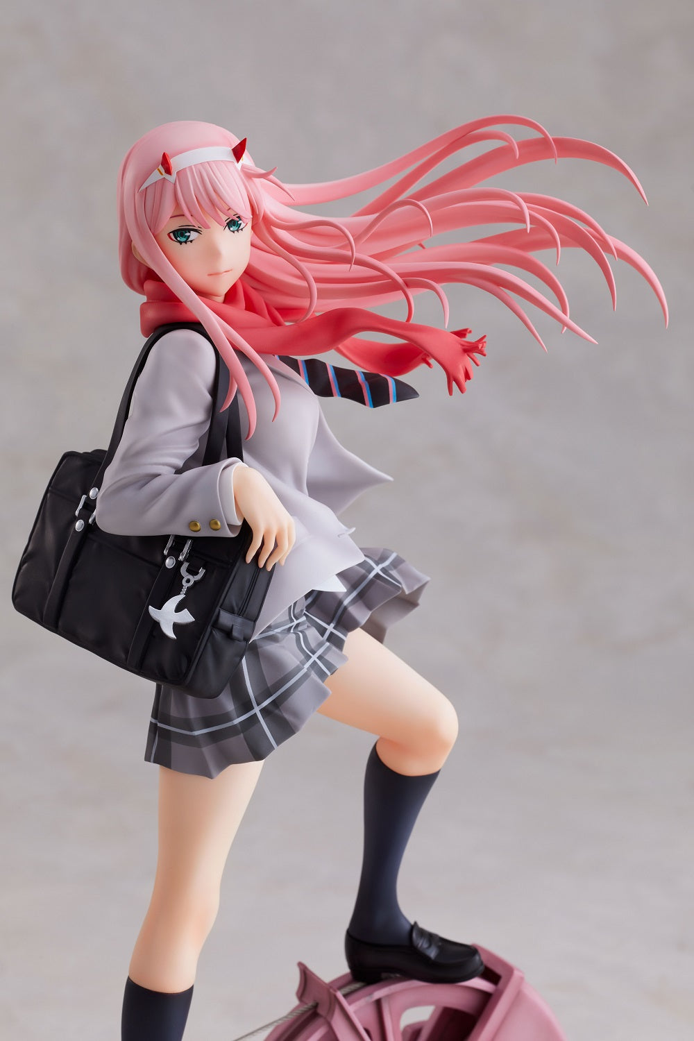 [PREORDER] DARLING in the FRANXX ZERO TWO: School Uniform Ver. 1/7 Scale Figure - Glacier Hobbies - Aniplex