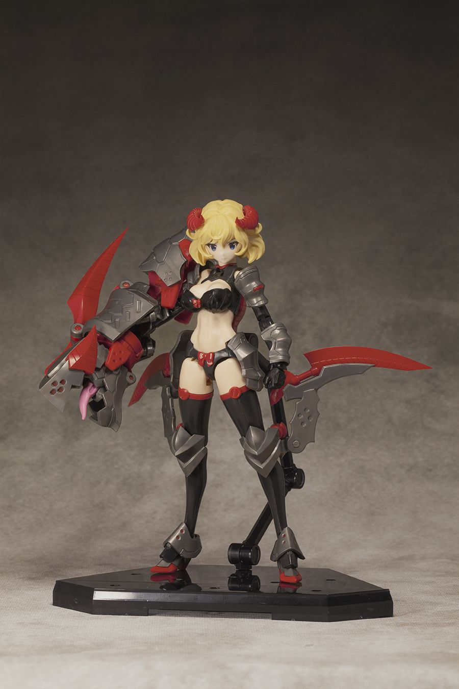 Dark Advent Vol. 1 Dragondress Sophia DX Ver. 1.1 - Glacier Hobbies - Skytube